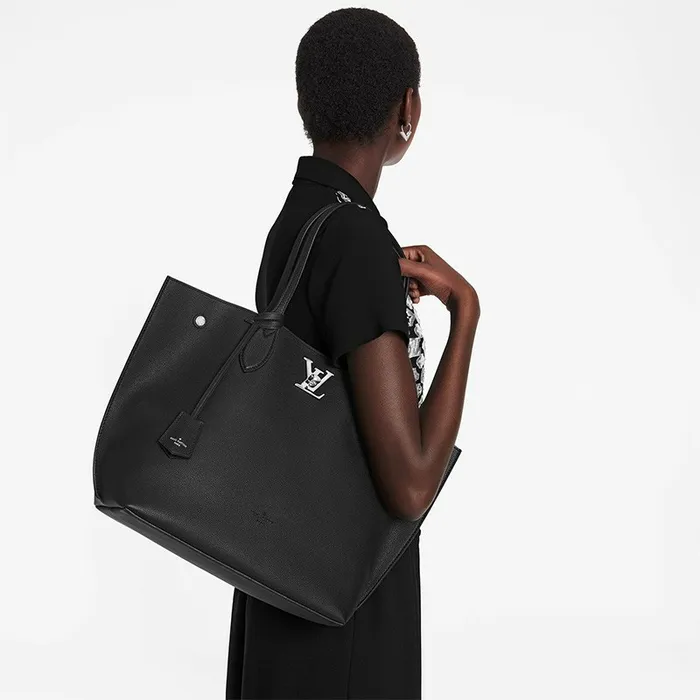 Women Shoulder and Totes Louis Vuitton Louis Vuitton M55028 Lockme Go 8211 Louis Vuitton Handbag Store
