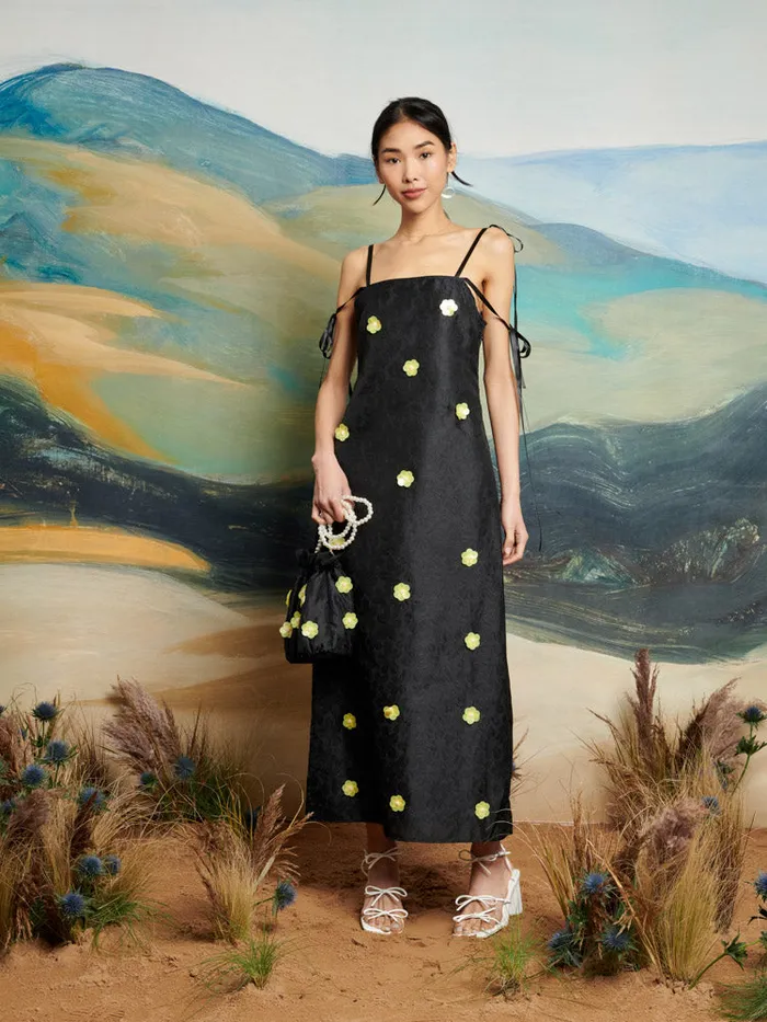 Women Sister Jane Dresses DREAM Fanciful Flower Midi Dress Coal Black