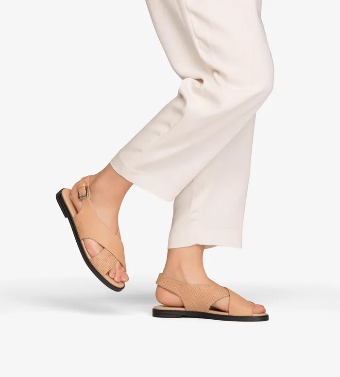 Women Villeray Vegan Criss Cross Sandals Sand Matt and Nat Sandals