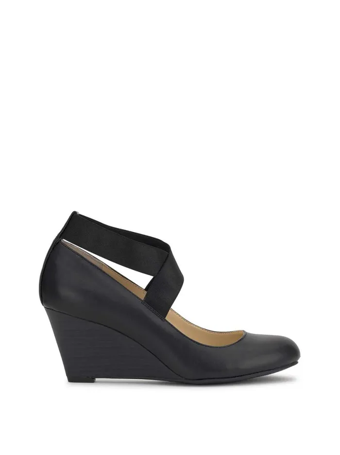 Women Wedges Jessica Simpson Saedra Wedge In Black