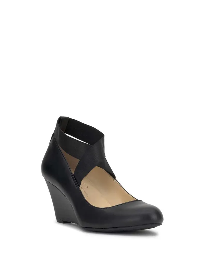 Women Wedges Jessica Simpson Saedra Wedge In Black